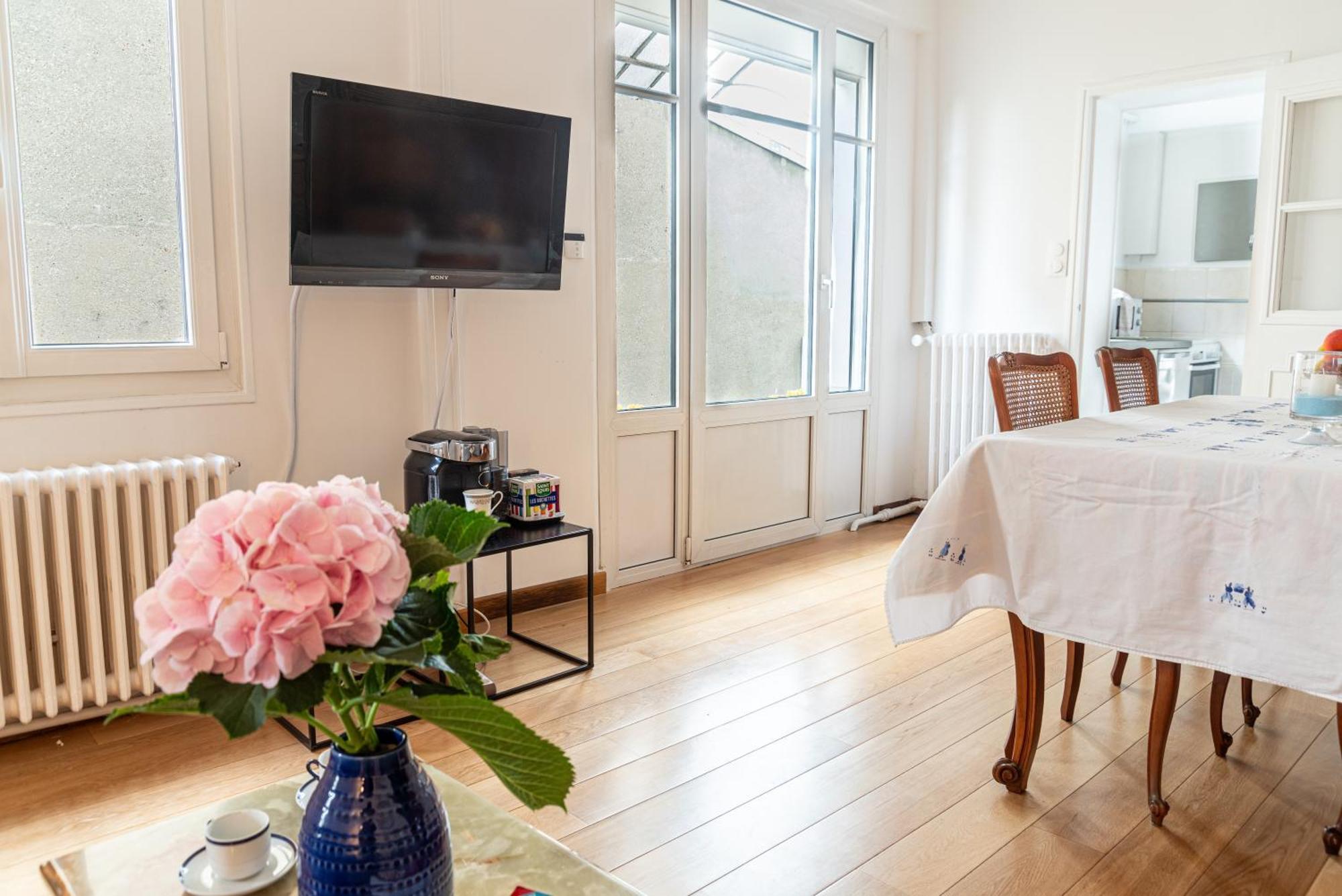 5 Min Chateau Charmante Maison Et Son Jardin Prive 베흑사이으 외부 사진